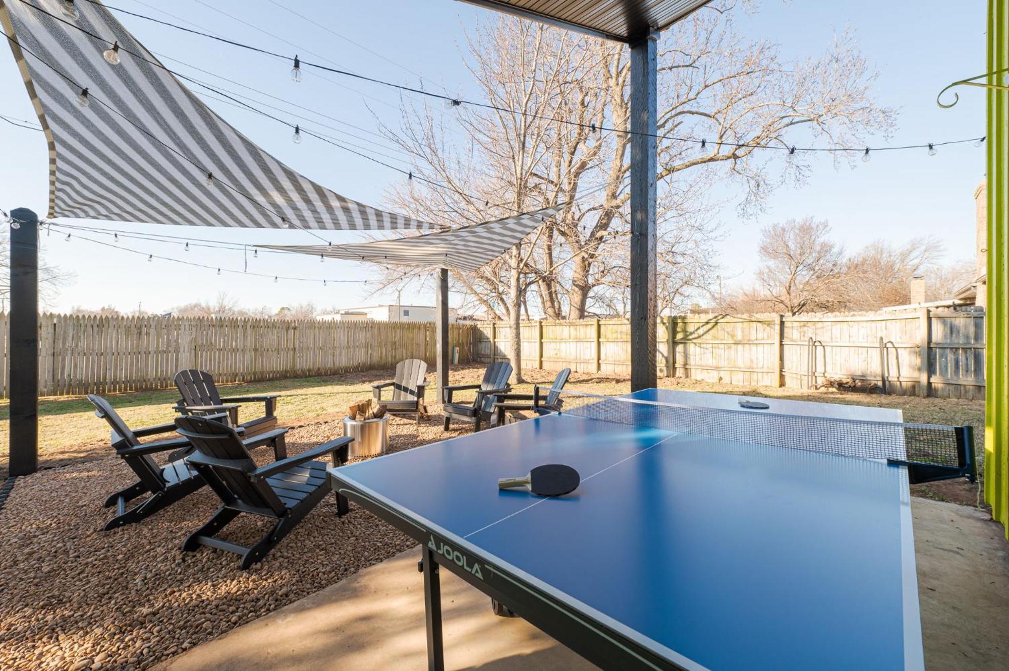Hébergement de vacances Retreat - Mins To Ou Fire Pit 3bd