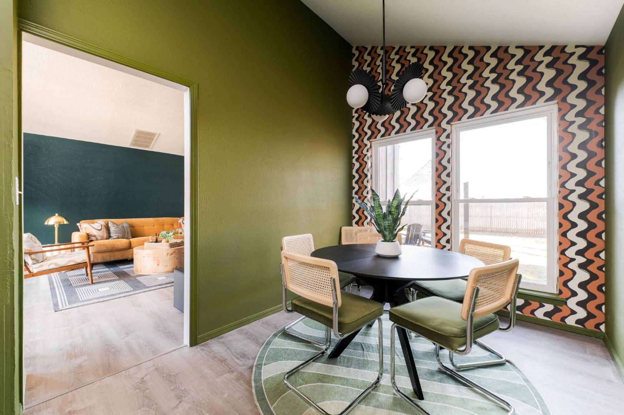 Hébergement de vacances Retreat - Mins To Ou Fire Pit 3bd *